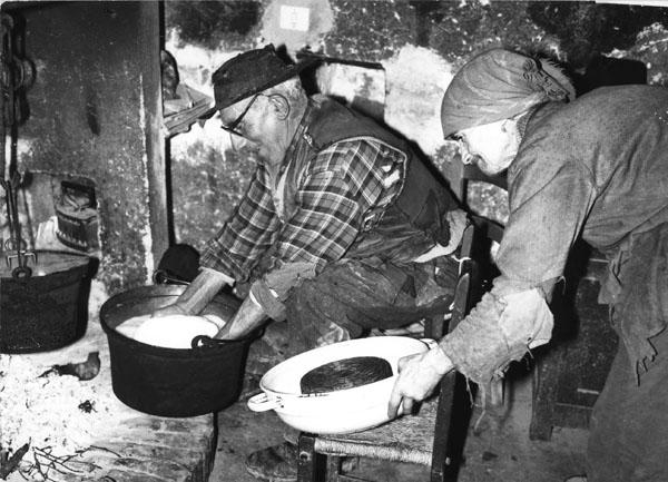 002 La preparazione del formaggio